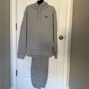 Heather Gray Reebok Hoodie & Jogger Set - SzXL - NWT
